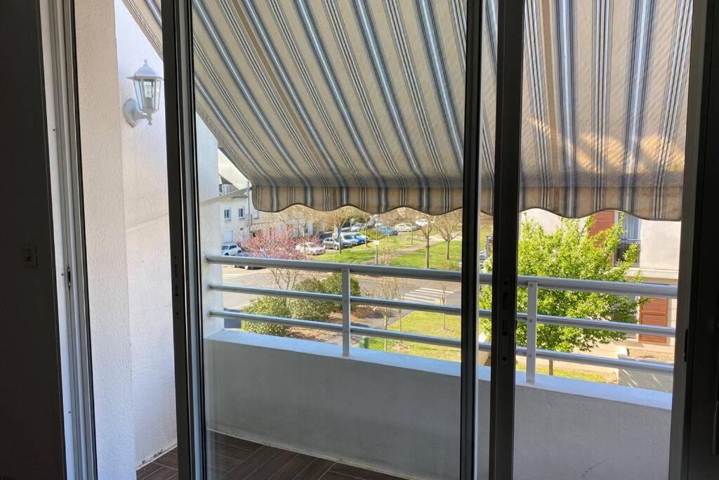 Charmant Appartement En Bord De Cher Saint-Avertin Kültér fotó